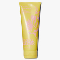 Парфюмированный лосьон для тела Victoria's Secret Pink Petal Gloss, 236 мл