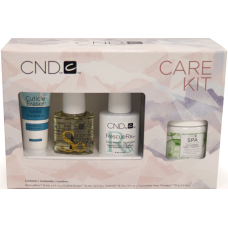 Маникюрный набор CND™ Essentials Holiday Care Kit